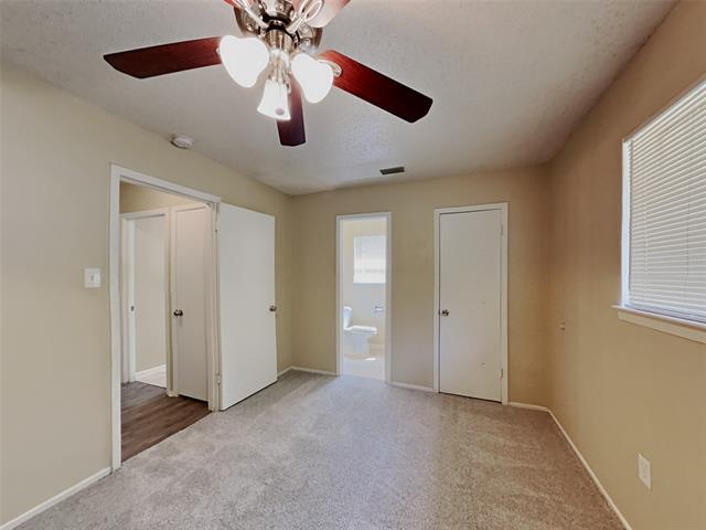 Building Photo - 1308 E Timberview Ln
