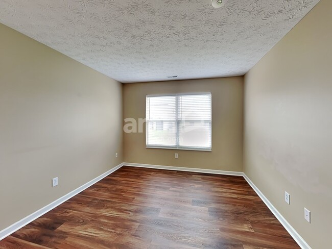 Building Photo - 8427 Nightshade Dr