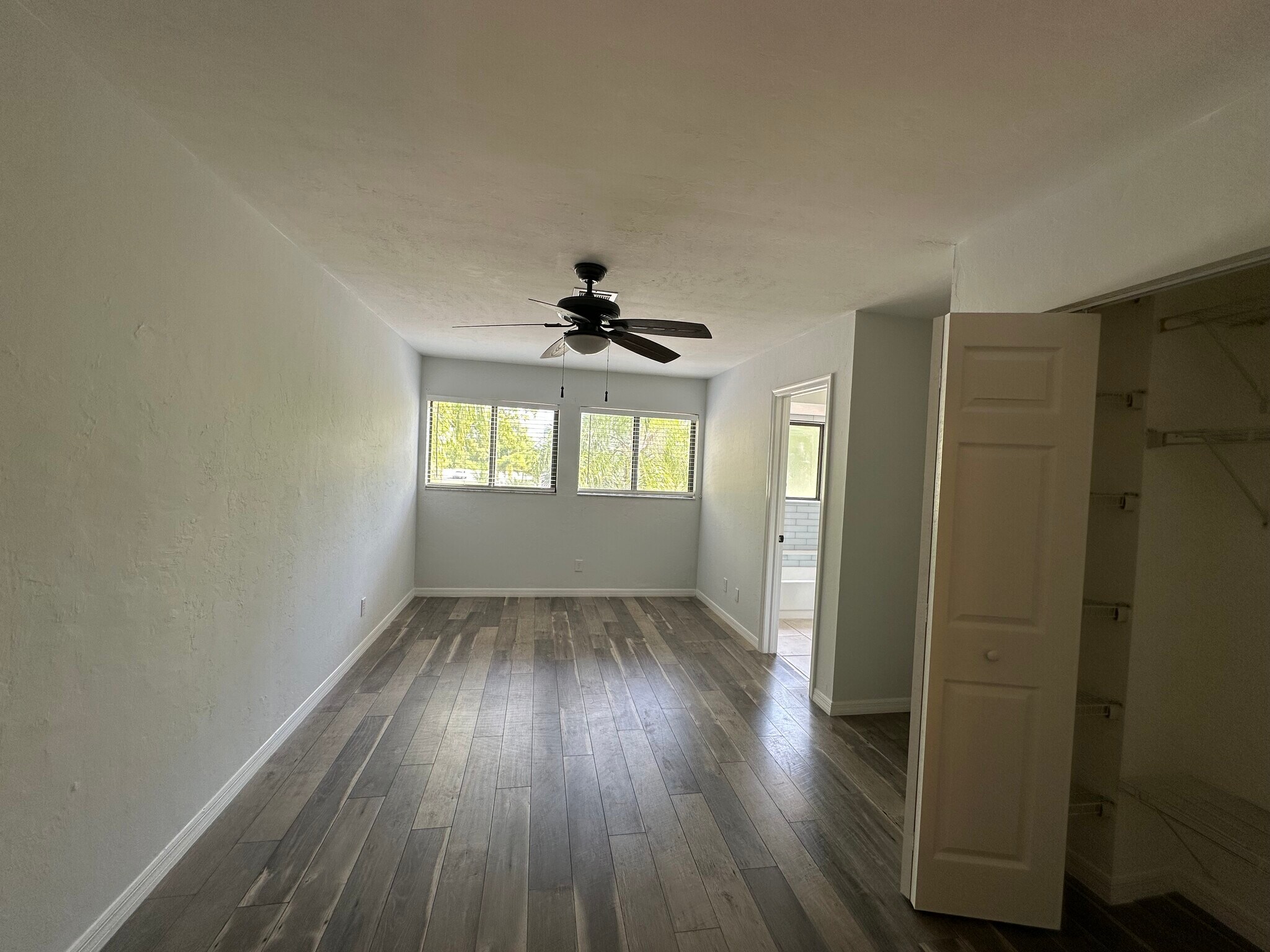 Building Photo - 26610 Southern Pines Dr