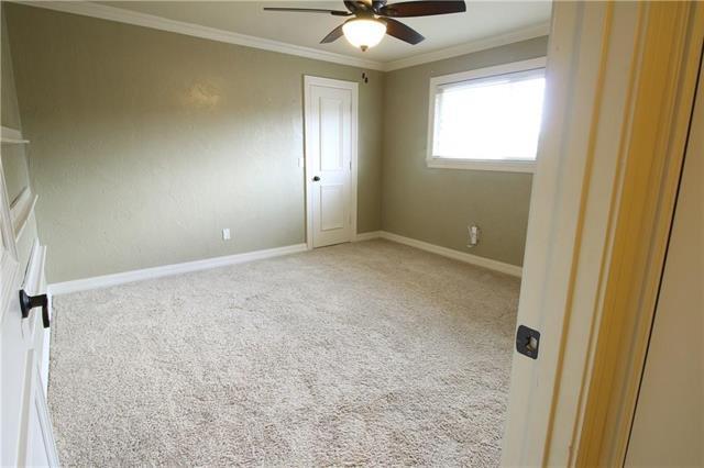 Building Photo - 3112 Kingston Dr