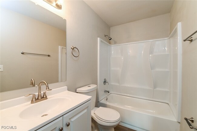 Building Photo - 1703 NW 19th St