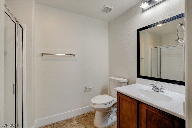 Building Photo - 6868 Sky Pointe Dr