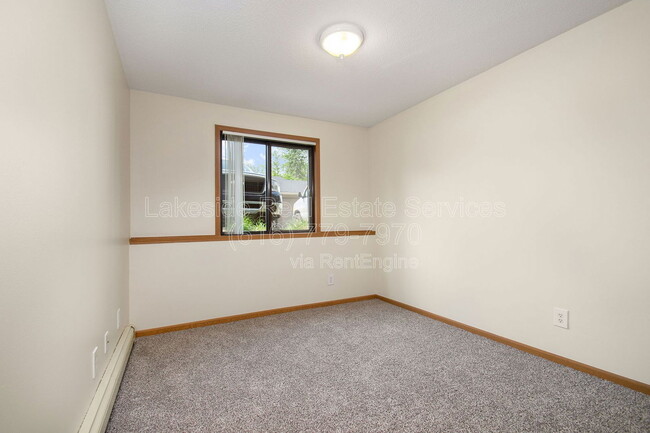 Building Photo - 2912 Earle Ave SW