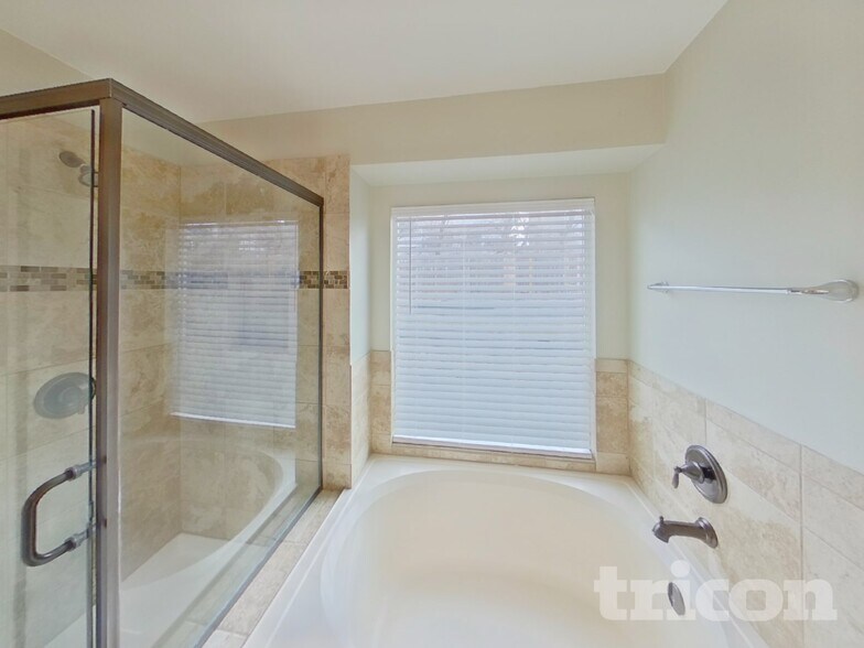 Building Photo - 7845 Conifer Dr