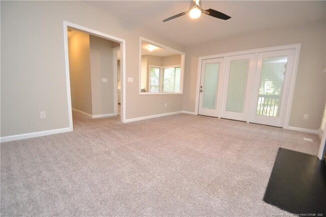 Building Photo - 4737 Sinclair Dr