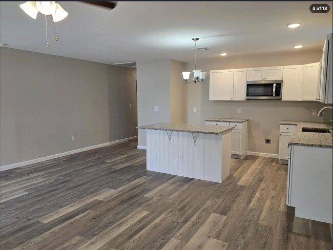 Building Photo - 4103 W 56th Pl