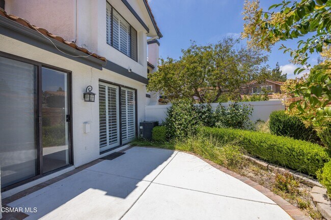 Building Photo - 4791 Parma Dr