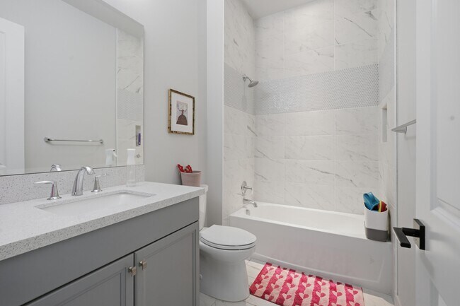 Building Photo - 17101 Magnolia Estates Dr