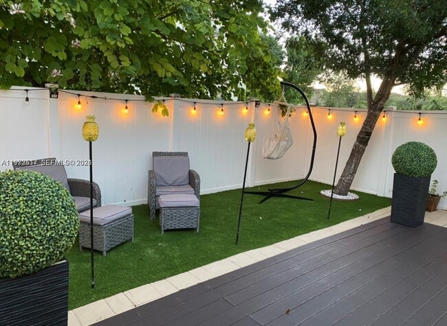 Building Photo - 3392 W 90th Terrace