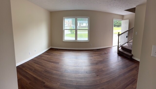 Building Photo - 1208 Park Hill Cir