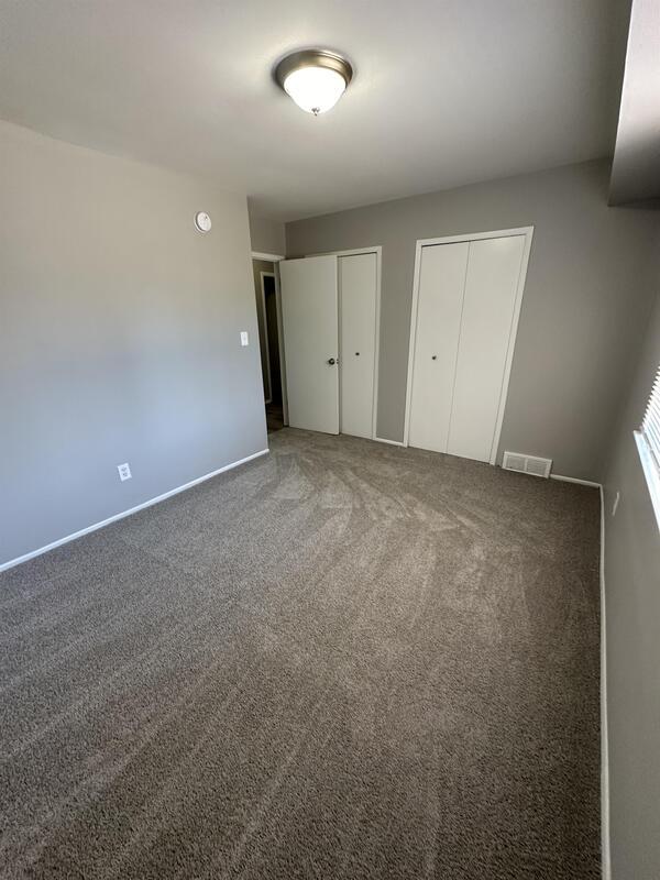 Building Photo - 413 St John St