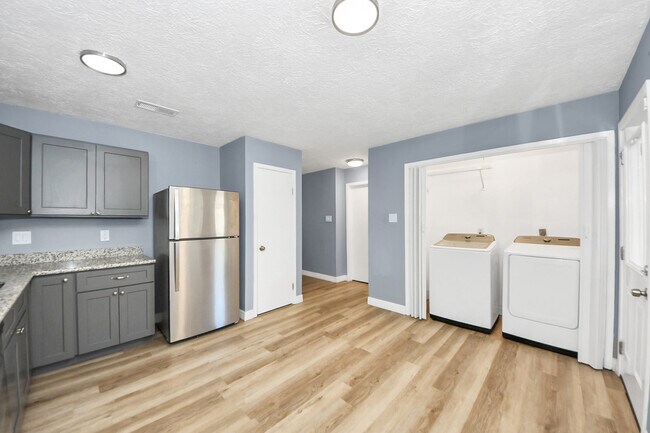 Appliances Included! - 26722 Cypresswood Dr