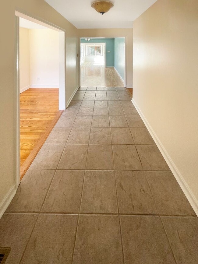 Building Photo - Brick Rancher with Handicap Accessibility!!!