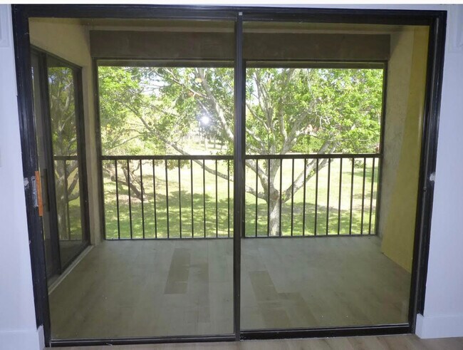 Building Photo - 3130 Millwood Terrace