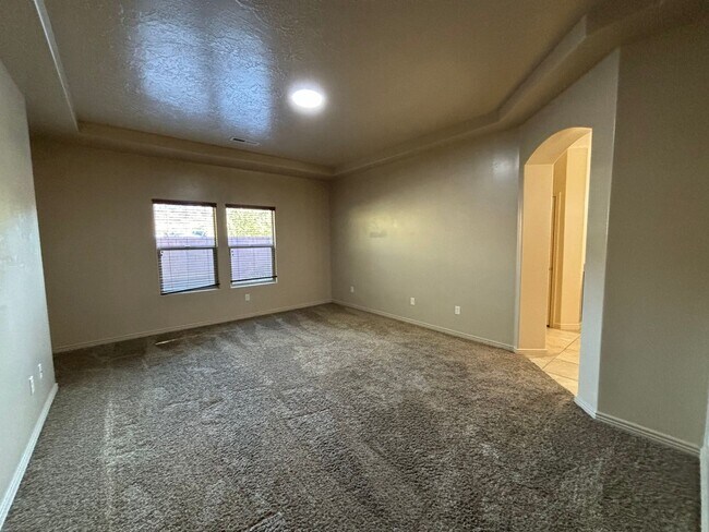 Building Photo - Beautiful Home In Cottam Fields!