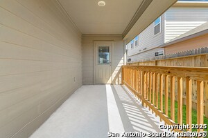 Building Photo - 6819 Whisper Grv