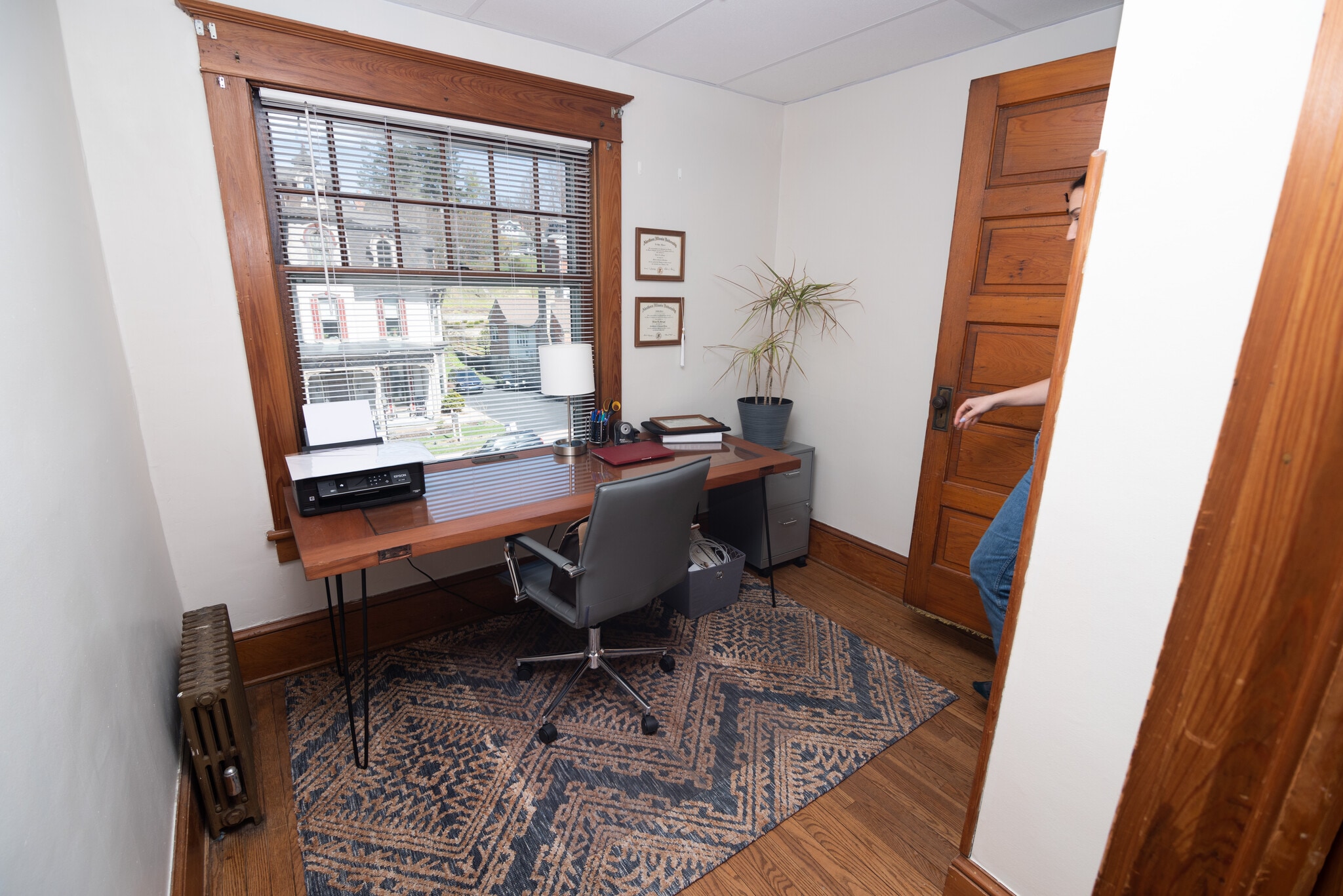 Building Photo - 308 E Linn St