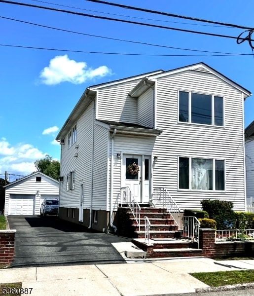 Primary Photo - 157 Banta Ave