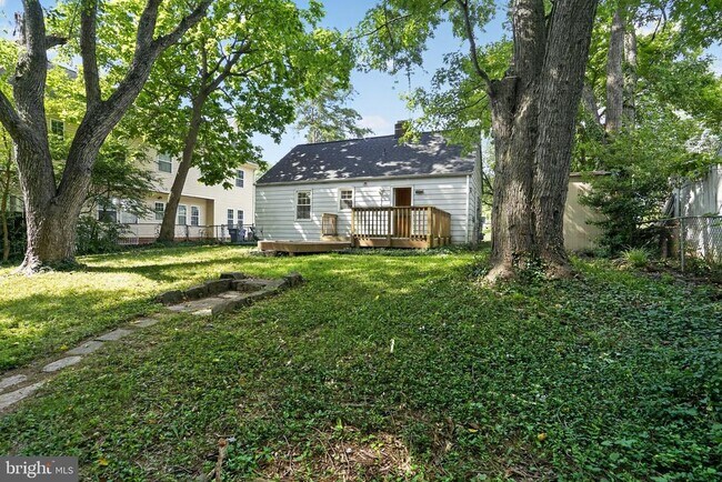 Building Photo - 3207 Dashiell Rd