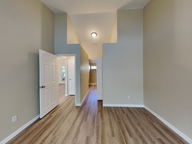 Building Photo - 11212 Green Heron Ct