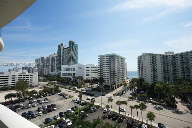 Building Photo - 3800 S Ocean Dr