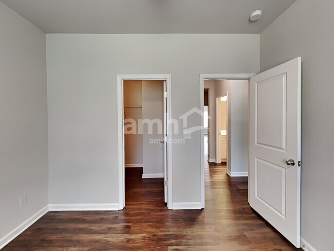 Building Photo - 3876 Woodoats Cir