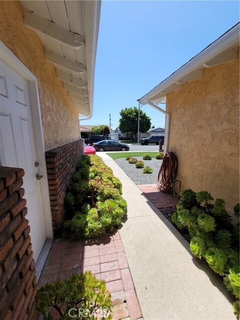 Building Photo - 8743 Dorion St