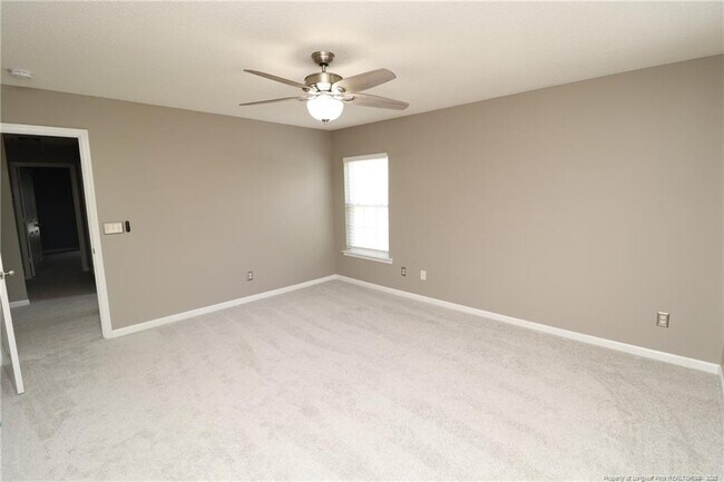 Building Photo - 137 Palmdale Ct