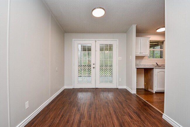 Building Photo - 12754 Roy Harris Loop