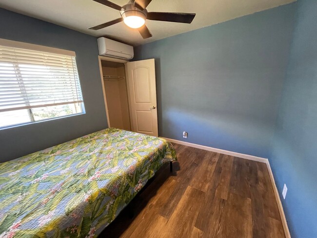 Building Photo - Furnished Southpointe 2Bed/1.5Bath Upper L...