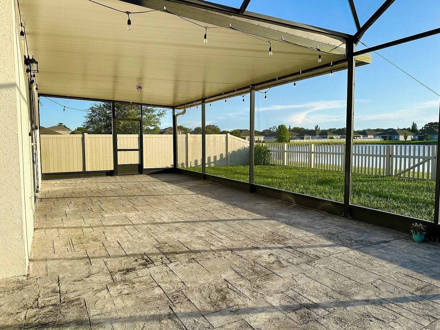 Building Photo - 2410 Bittle Way