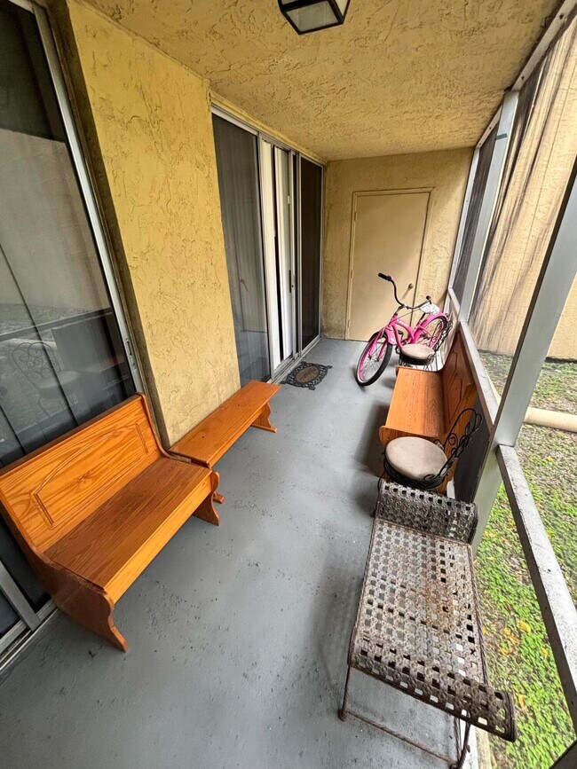 Building Photo - 3121 NW 47th Terrace