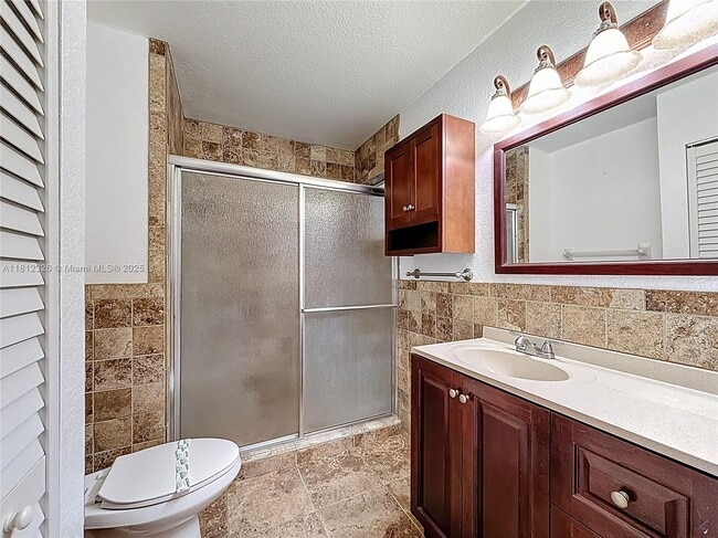 Building Photo - 17372 NW 76th Ct