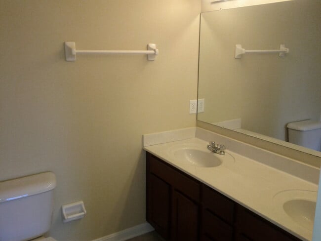 Building Photo - 1147 Telluride Dr
