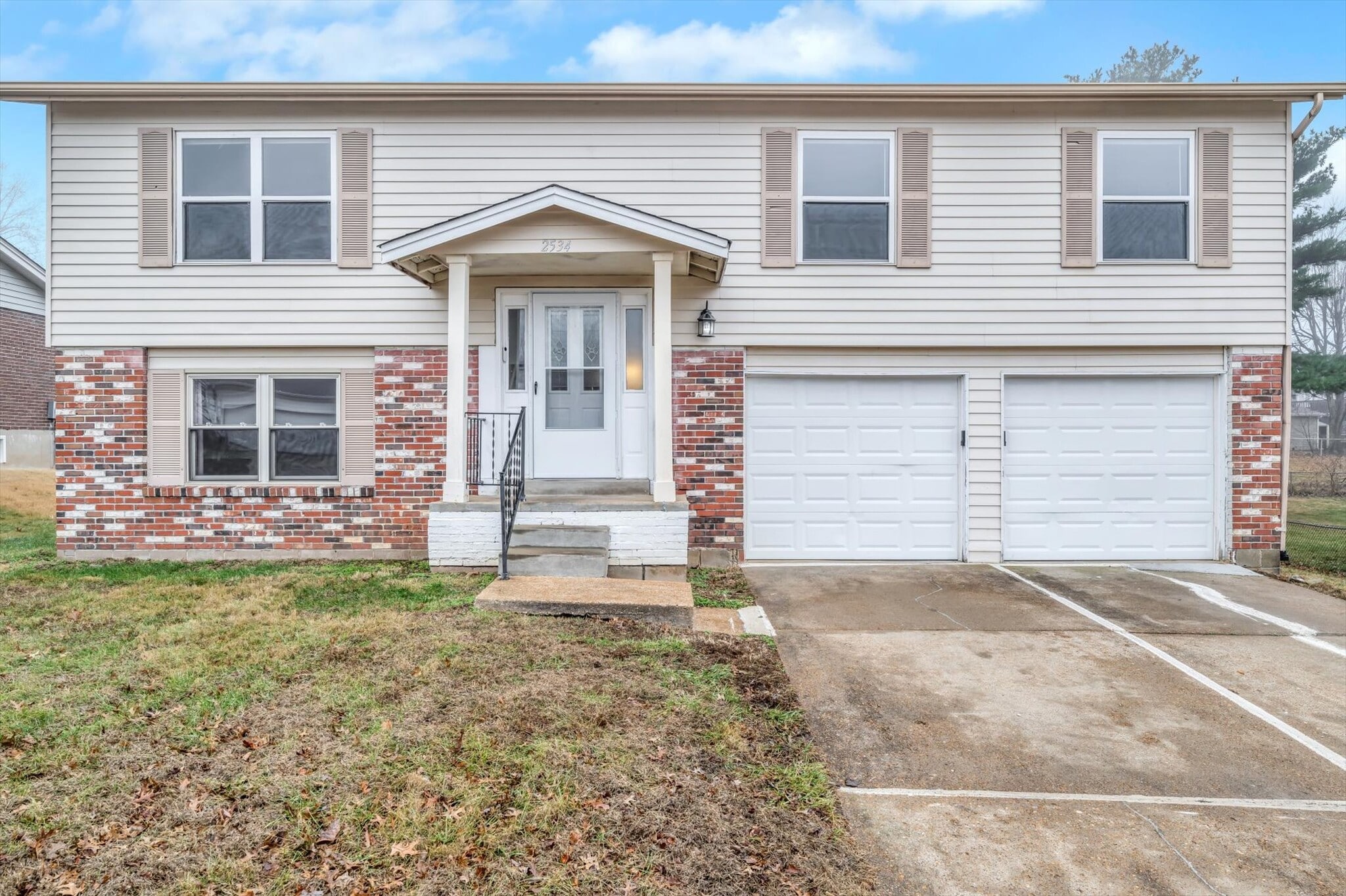 Building Photo - 2534 Millvalley Dr