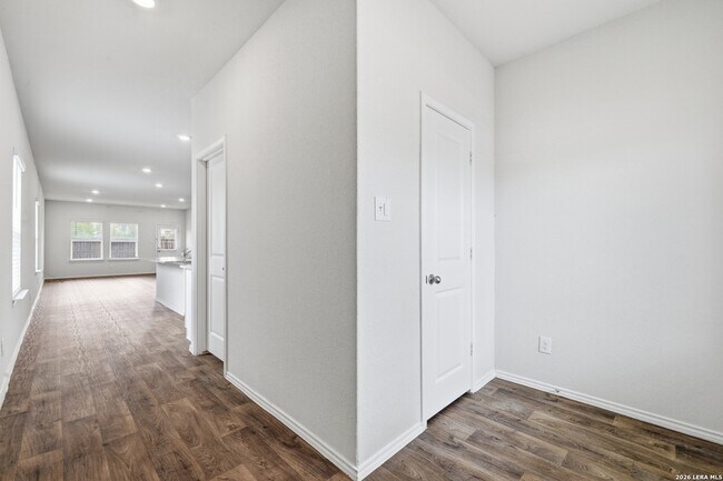 Building Photo - 4023 Basil Mdw