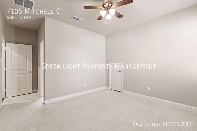 Building Photo - 7105 Mitchell Ct