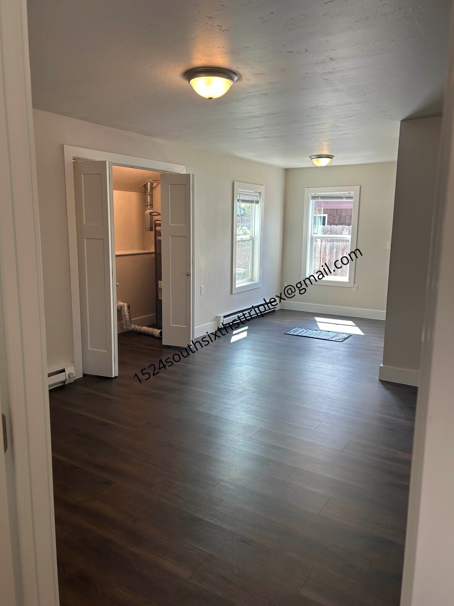 Living area - 1524 S 6th St W