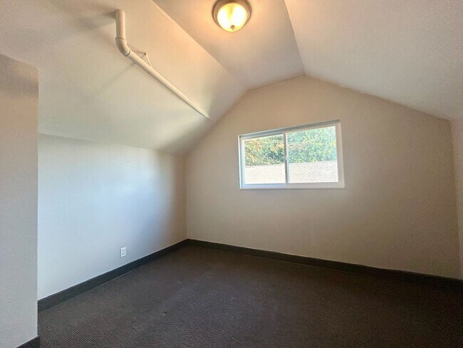 Building Photo - Rainier Beach Home