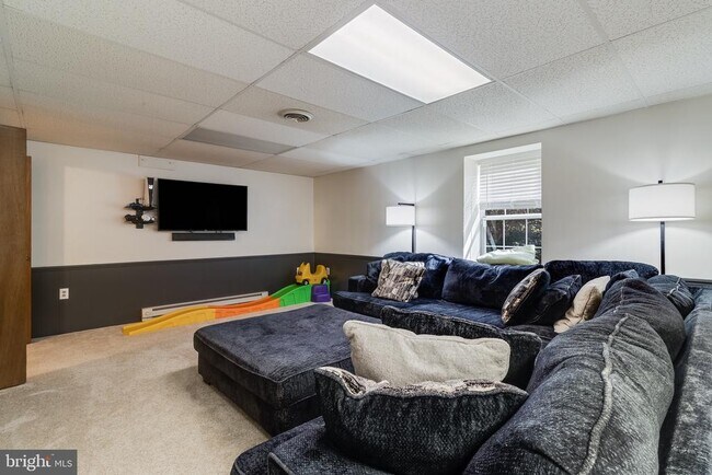 Building Photo - 12456 San Jose Ln