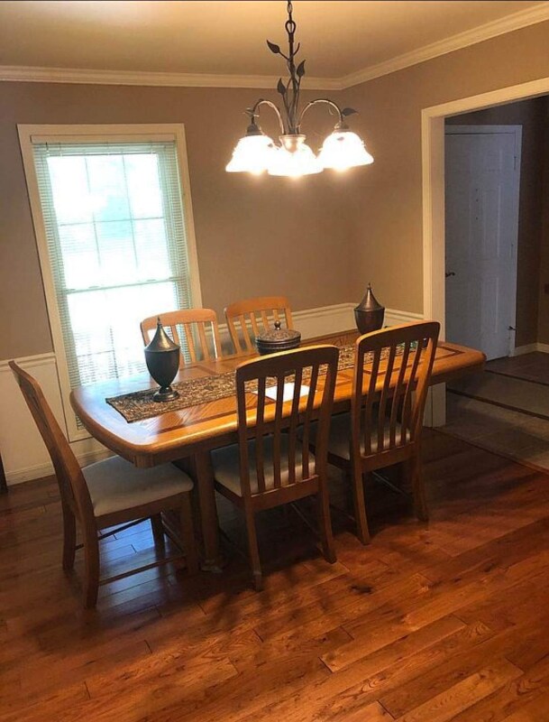 Building Photo - 11 Henry Ct