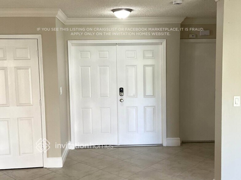 Building Photo - 14137 SW 166th Terrace