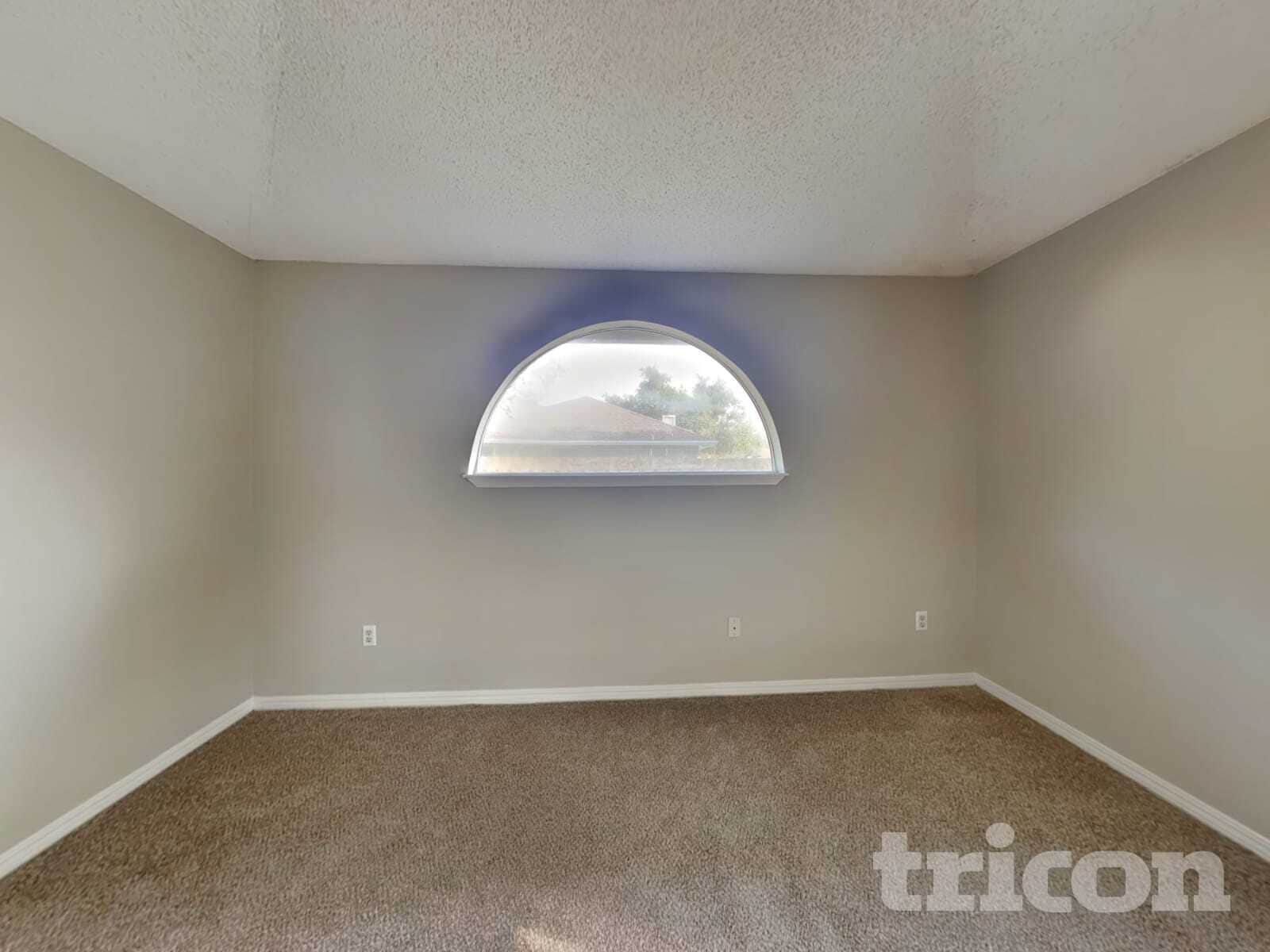 Building Photo - 11931 Marabou Ct S