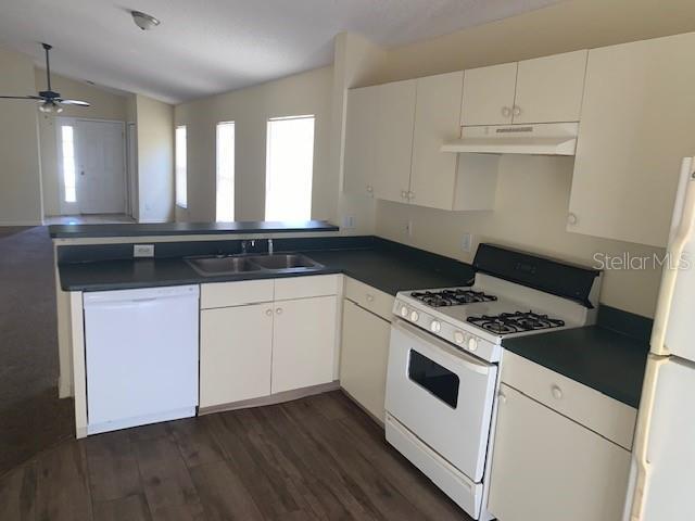 Building Photo - 205 Summer Sails Dr