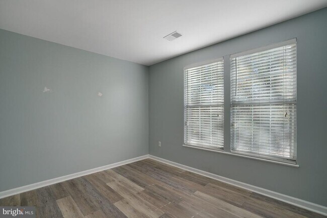 Building Photo - 7518 Snowpea Ct