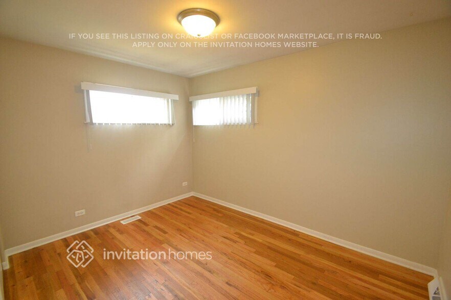 Building Photo - 325 Glendale Ln