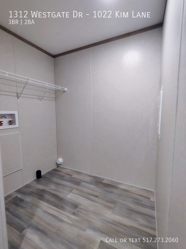 Building Photo - 1312 Westgate Dr