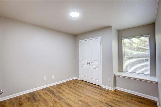 Building Photo - 12125 Tacoma Ridge Dr