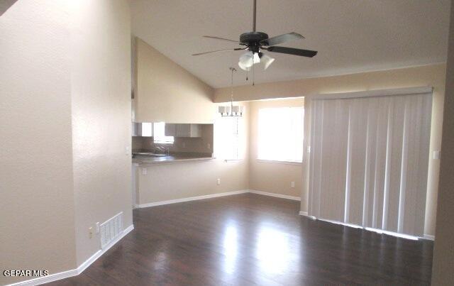Building Photo - 1120 Coyote Ln