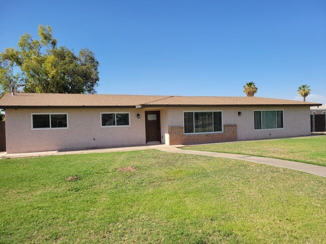 Primary Photo - Charming 3 Bedroom Home for Rent in Brawle...